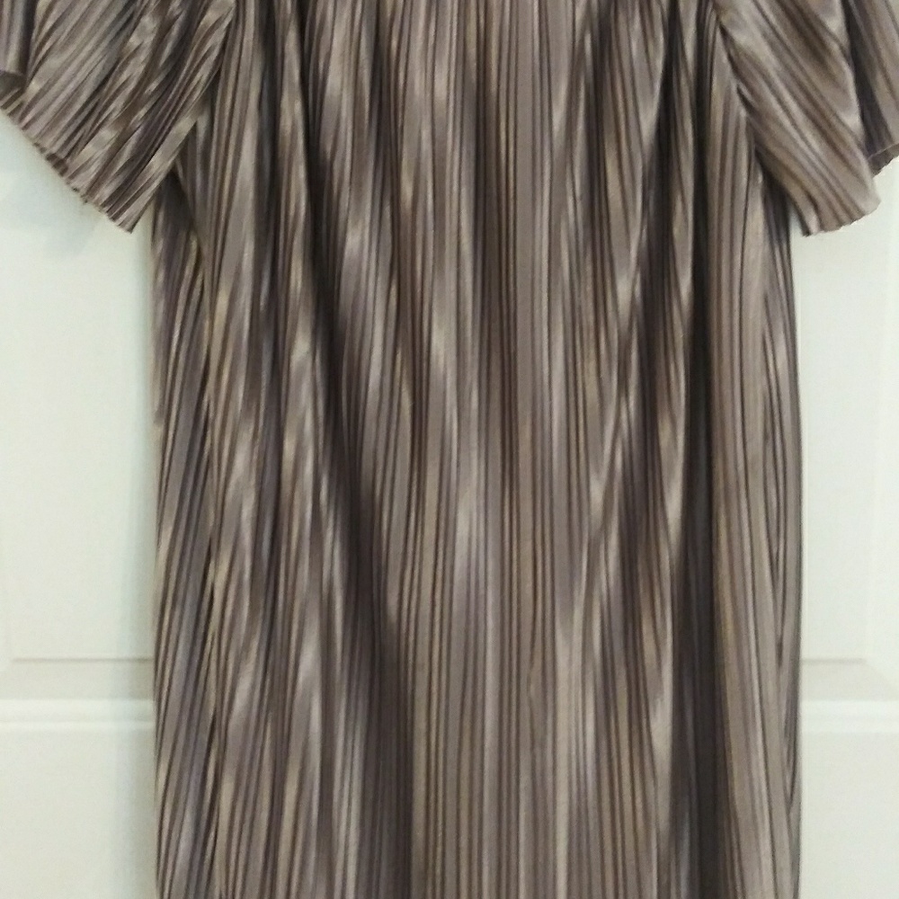 Glamorous off the shoulder top